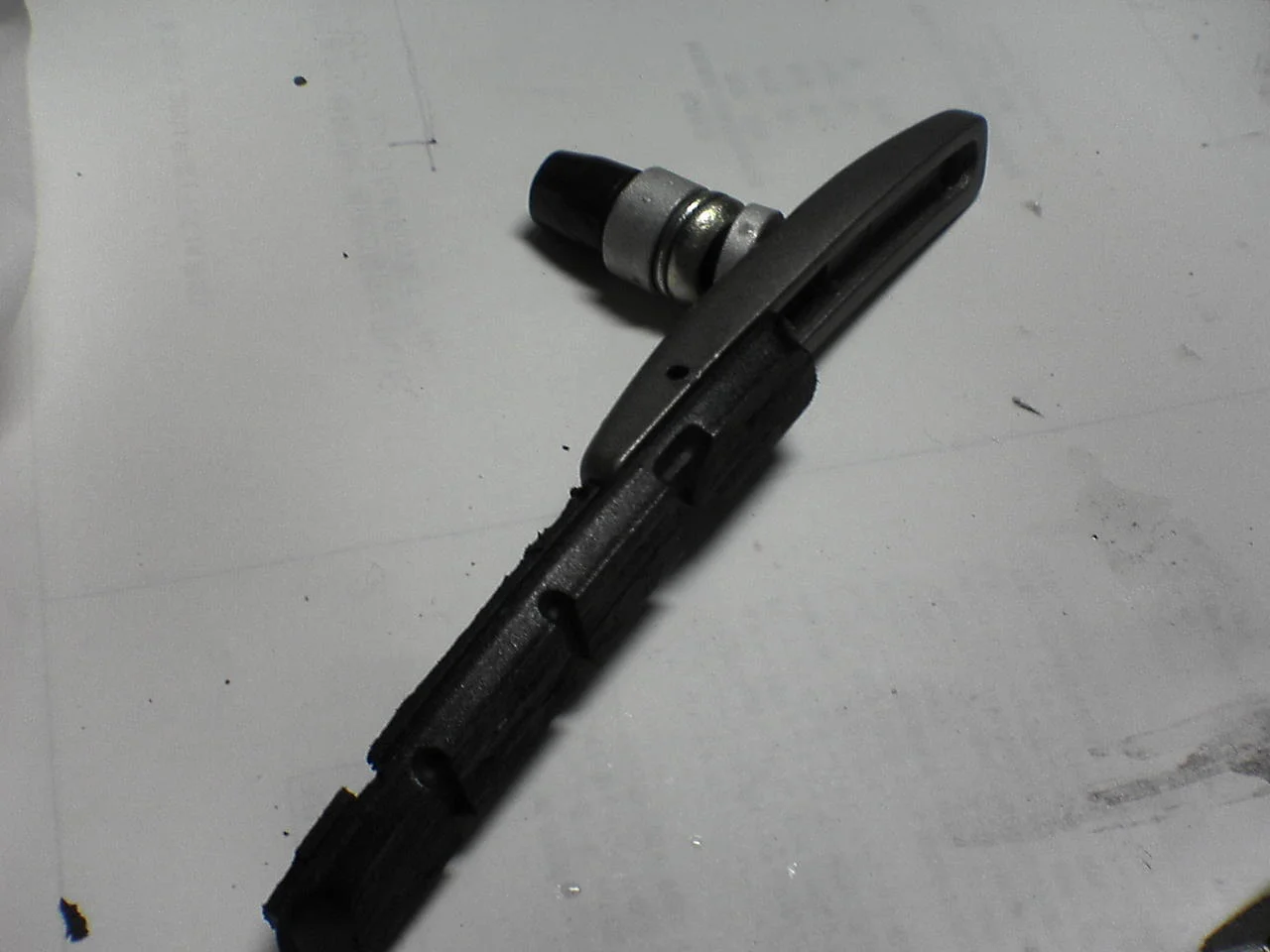 ブレーキシューの交換方法