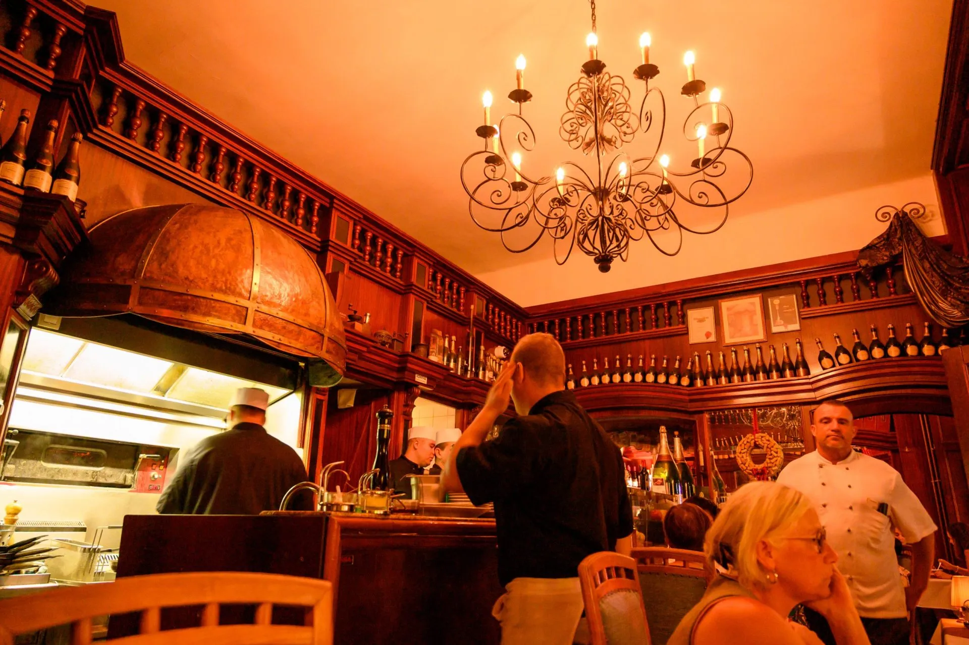 レストランの内装