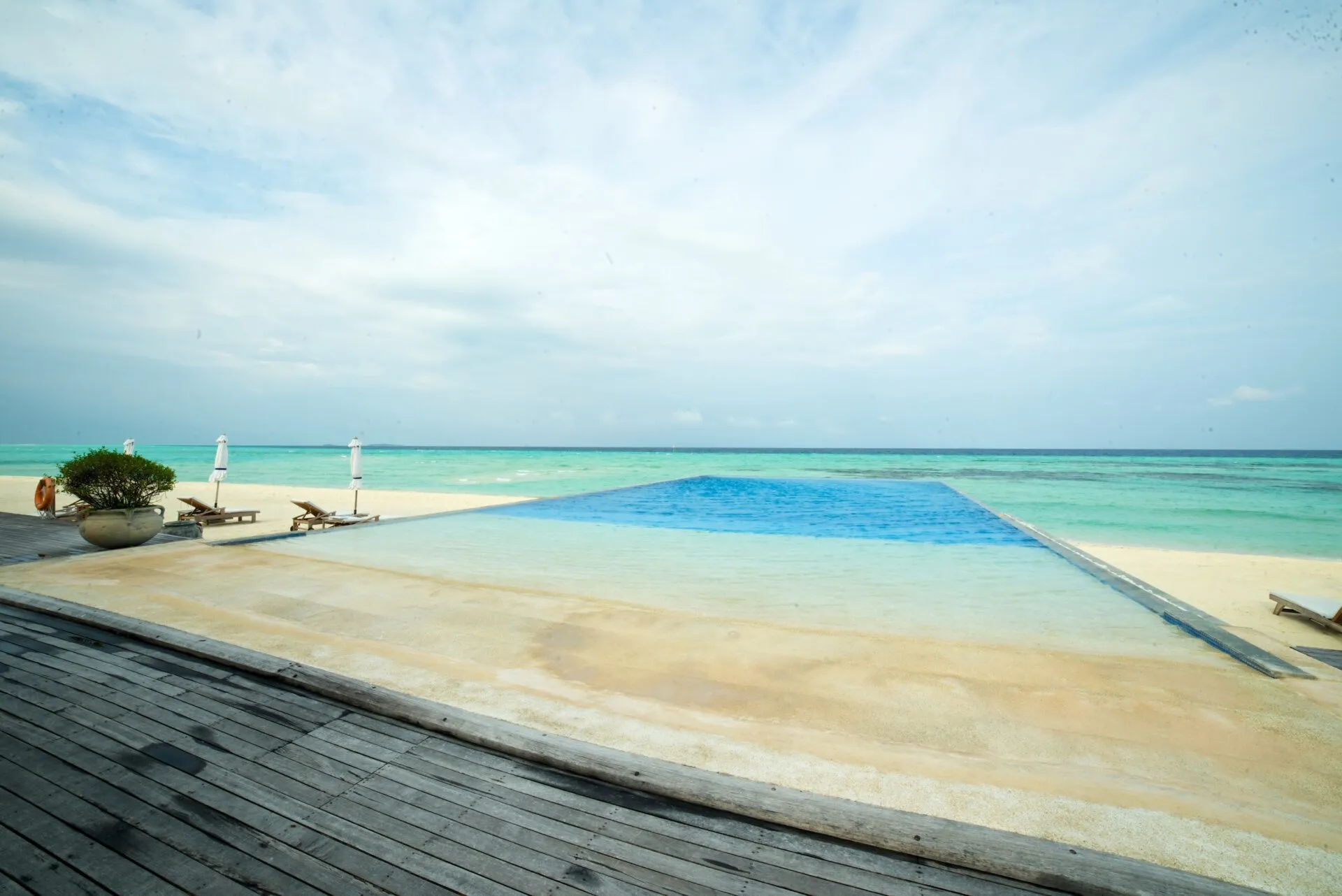 リゾートのプール