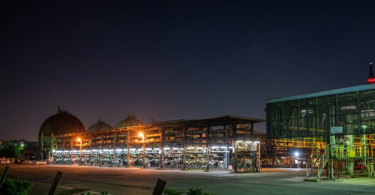 川崎工場の夜景