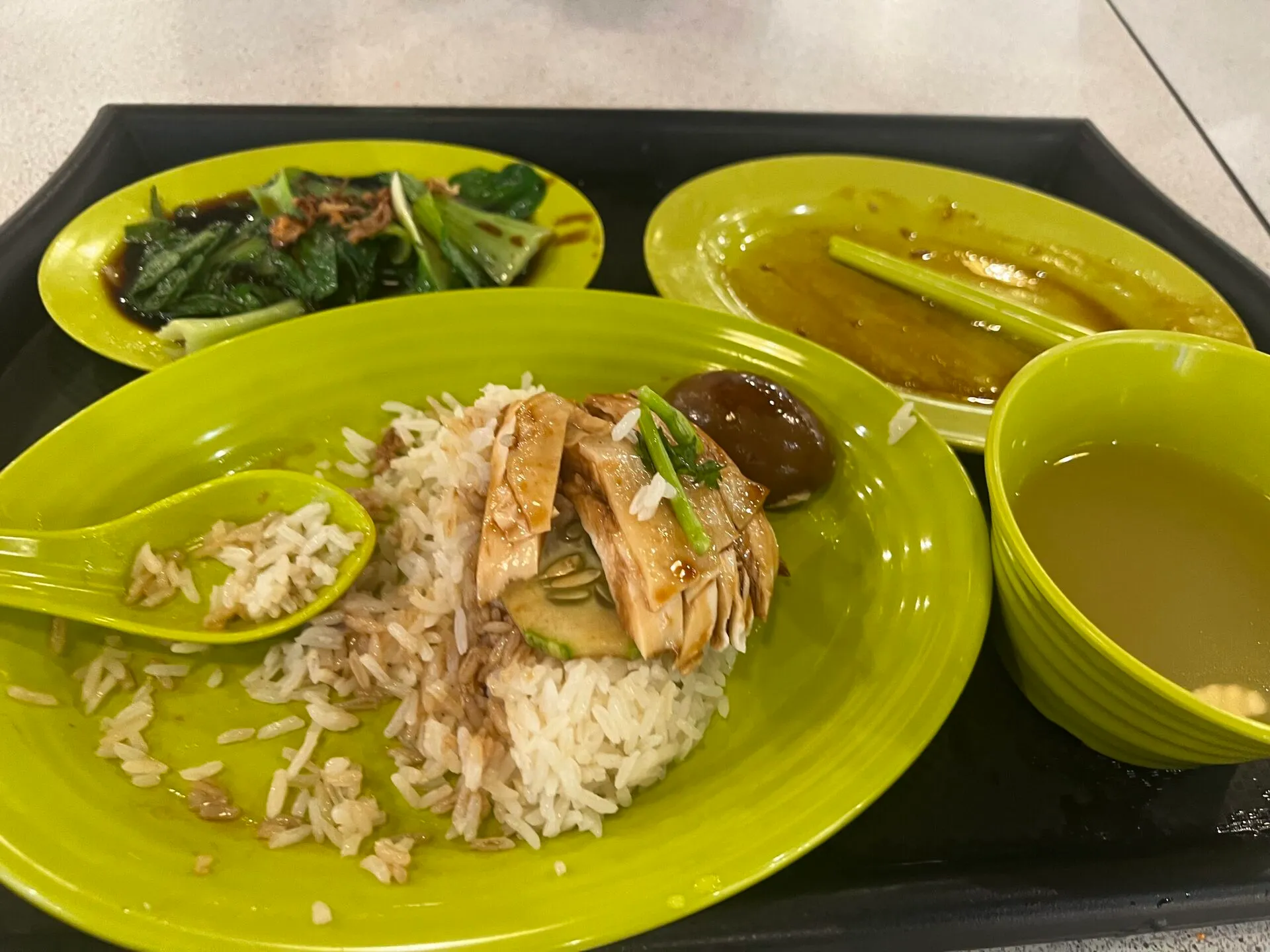 期待外れのチキンライス