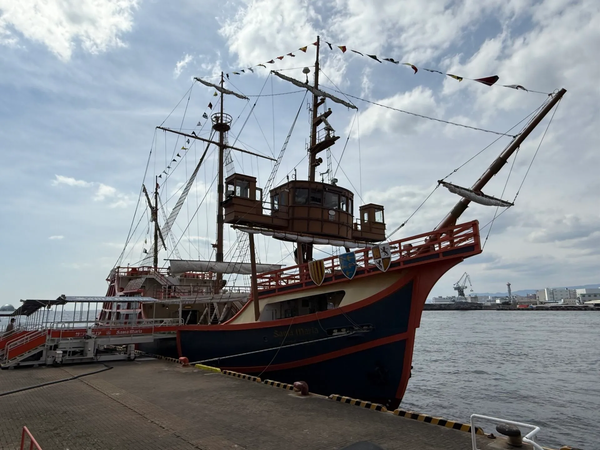 サンタ・マリア号の遊覧船